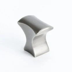 Berenson Aspire Knob
