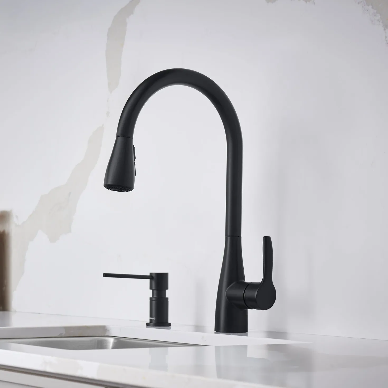 BLANCO Atura Pull-Down Bar Faucet