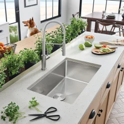 BLANCO Cuvee R15 32" Undermount Single Bowl Kitchen Sink