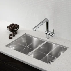 BLANCO 32" Quatrus Zero Radius Equal Double Bowl Kitchen Sink