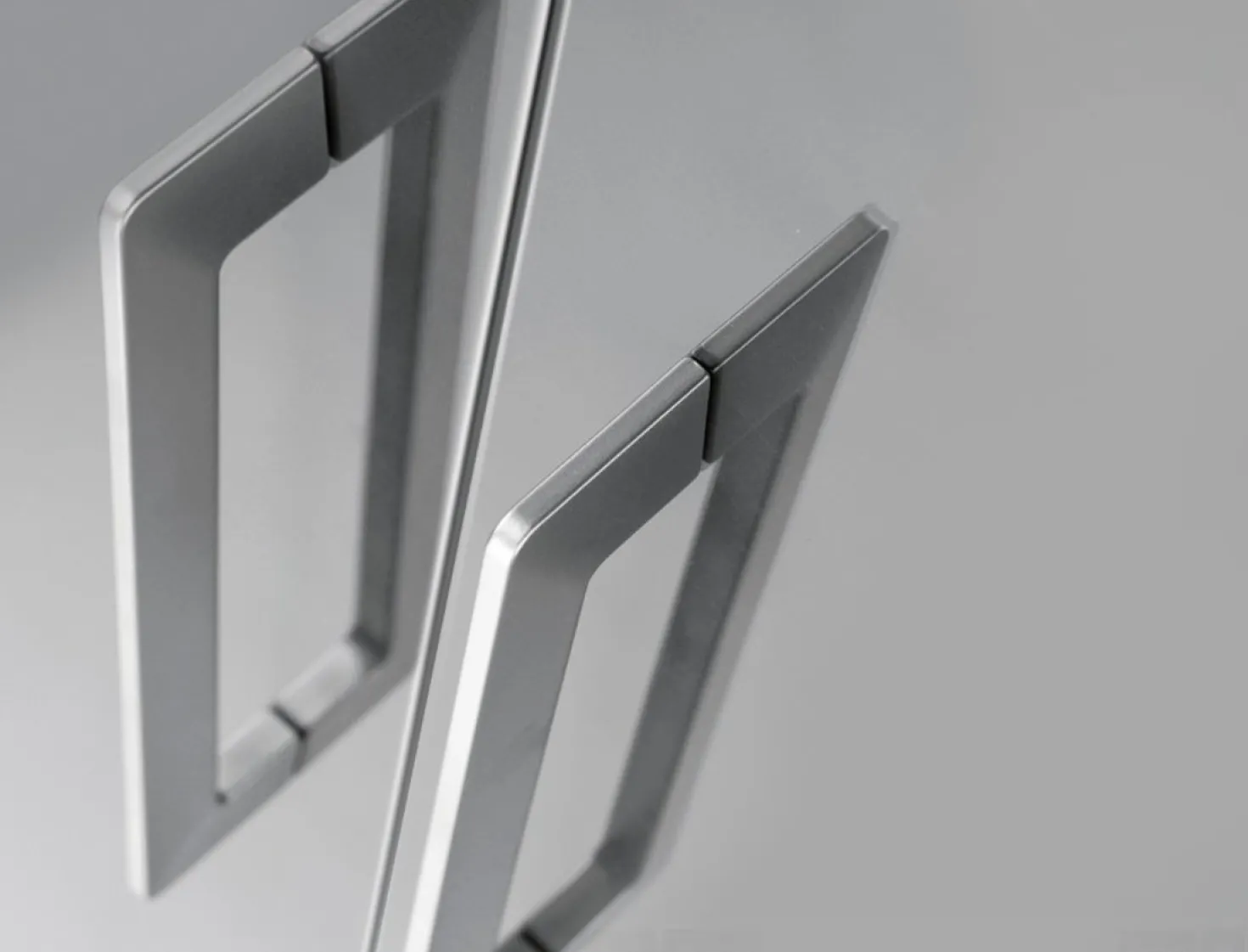 Edge Large 160MM Pull