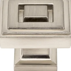 Jeffrey Alexander Delmar Cabinet Knob