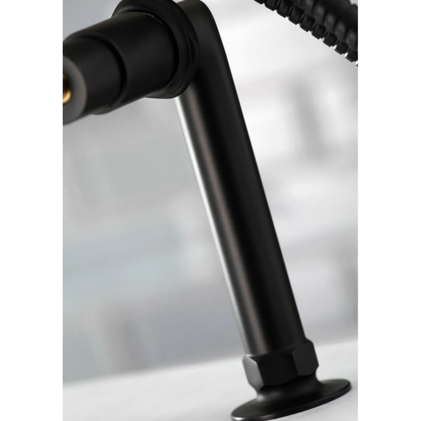 Kingston Brass Concord Deck Mount Tub Filler with Hand Shower