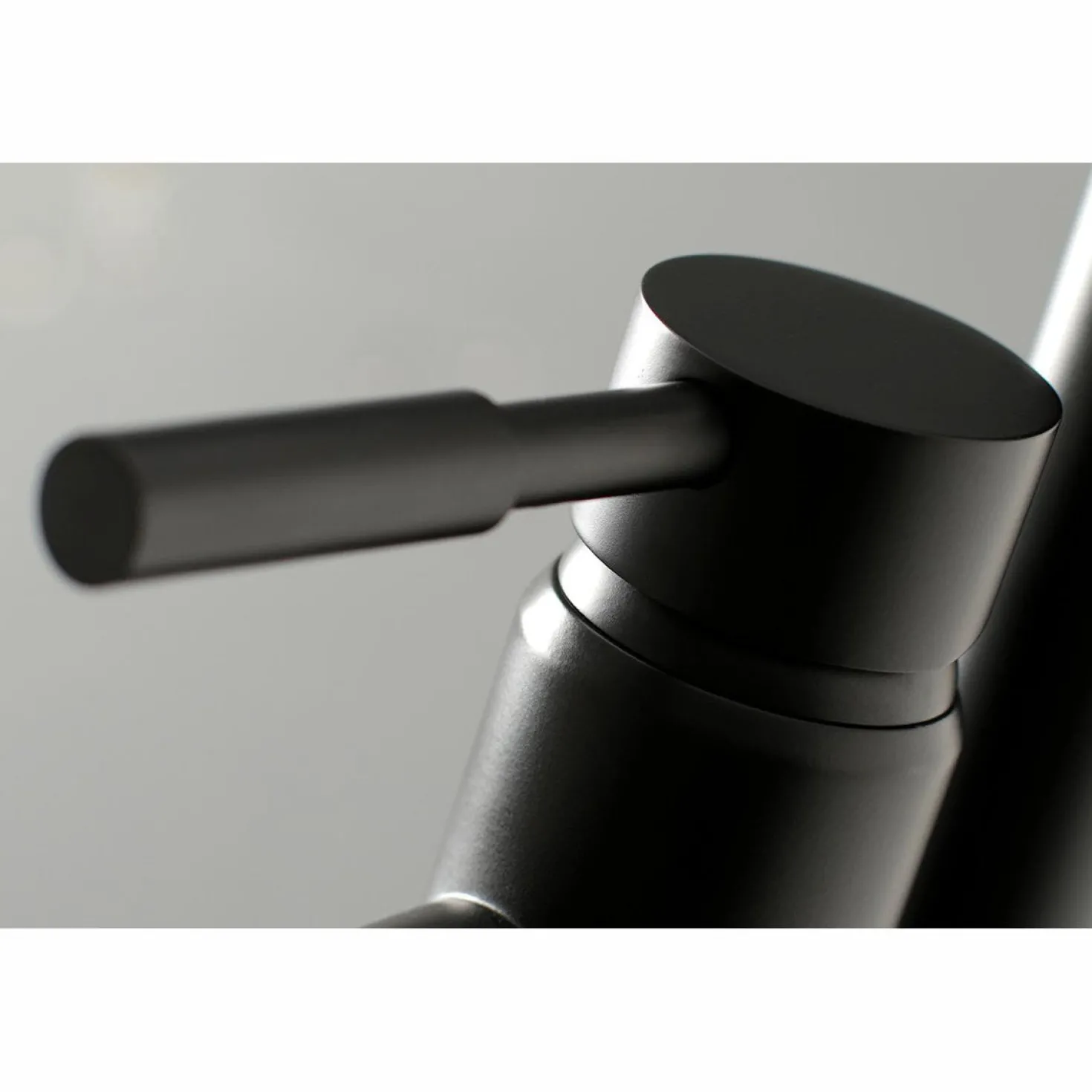 Kingston Brass Concord Floor Mount Tub Filler with Hand Shower