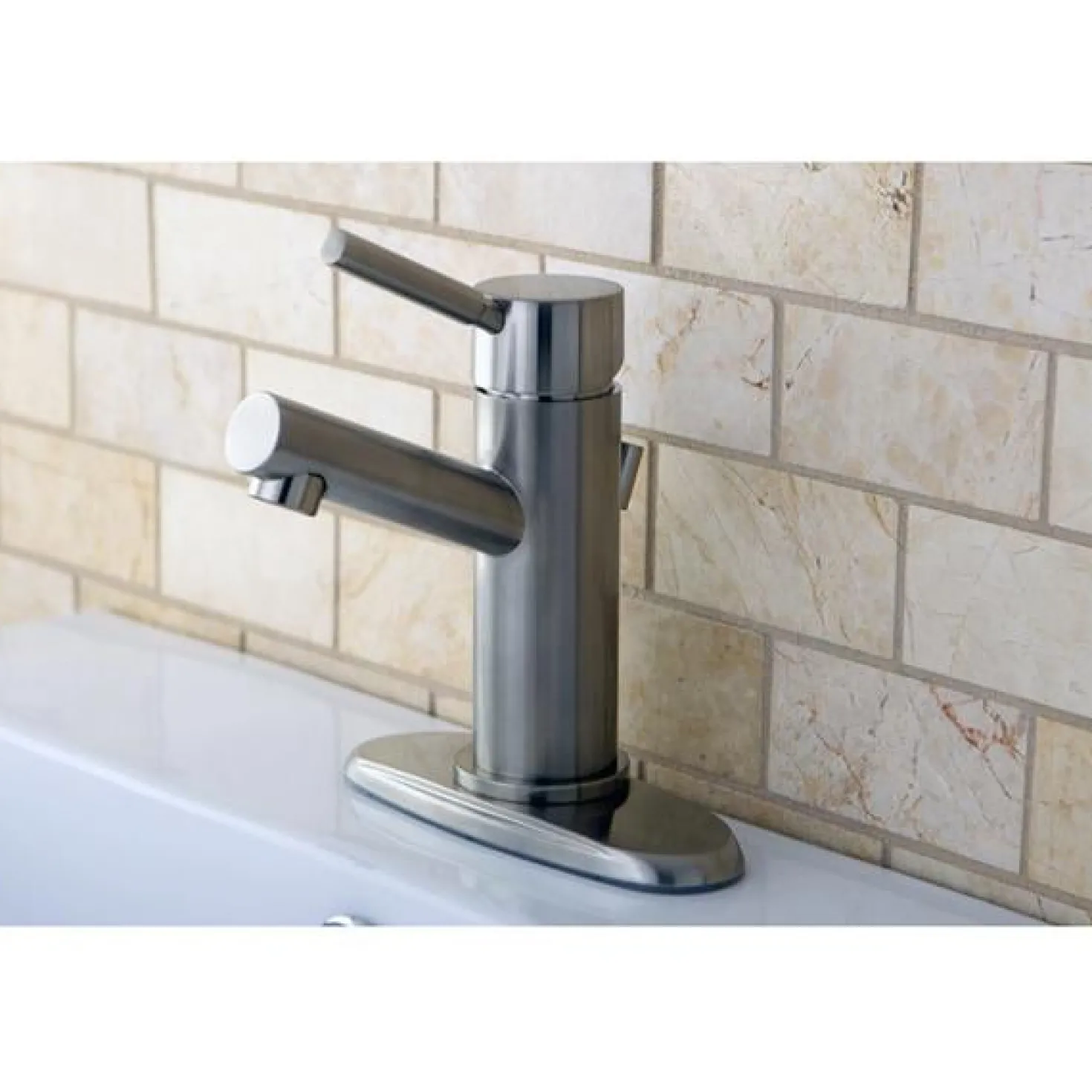 Kingston Brass Concord Single Handle 4" Centerset Lavatory Faucet with Brass Pop-up and Optional Deck Plate in Satin Nickel