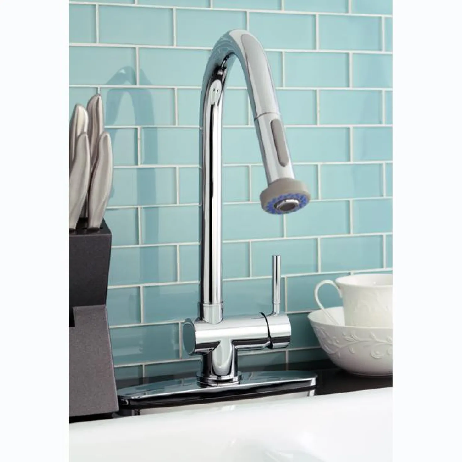 Kingston Brass Concord Single Handle Kitchen Faucet with Pull-Down Sprayer