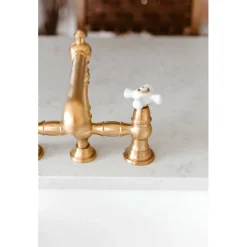 Kingston Brass English Country 8