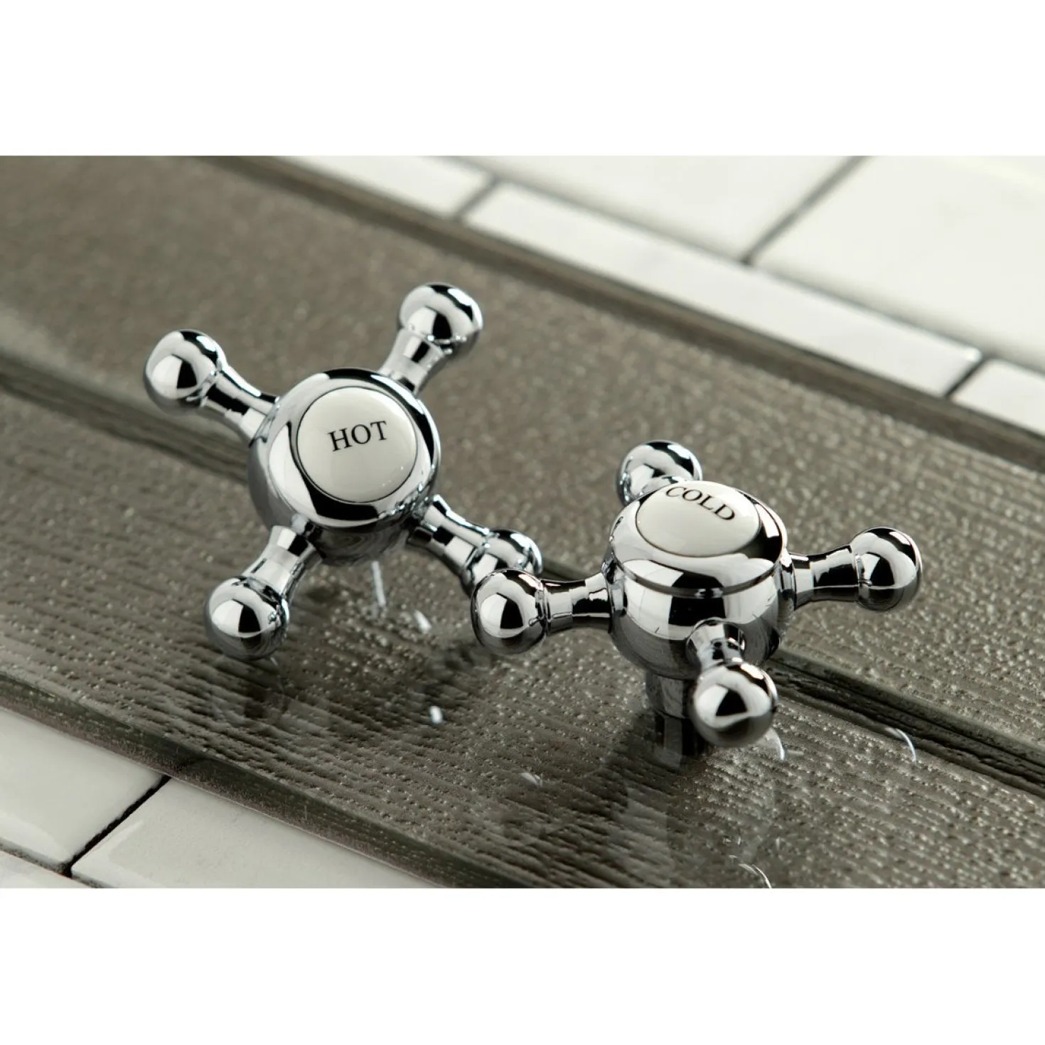 Kingston Brass English Country 8" Widespread Bathroom Faucet