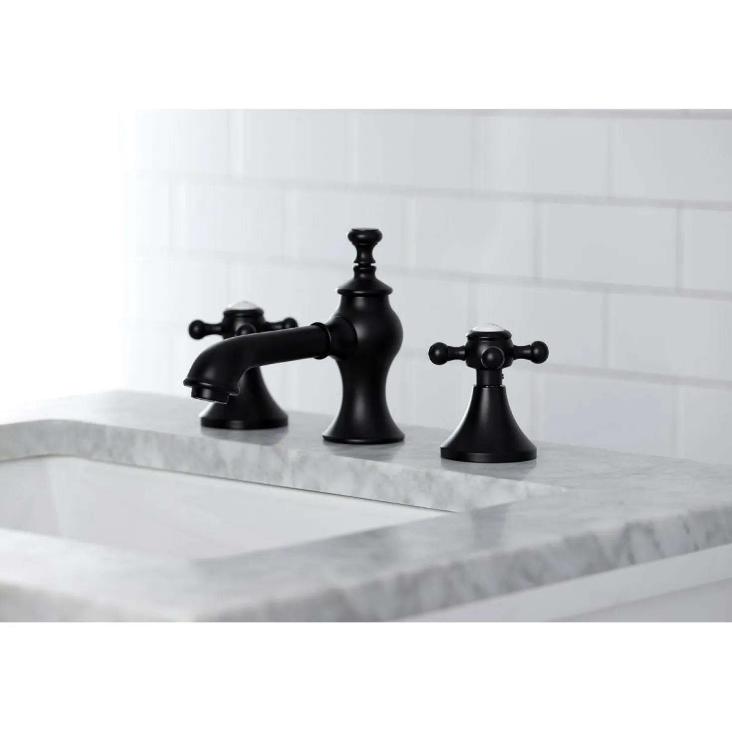 Kingston Brass English Country 8" Widespread Bathroom Faucet