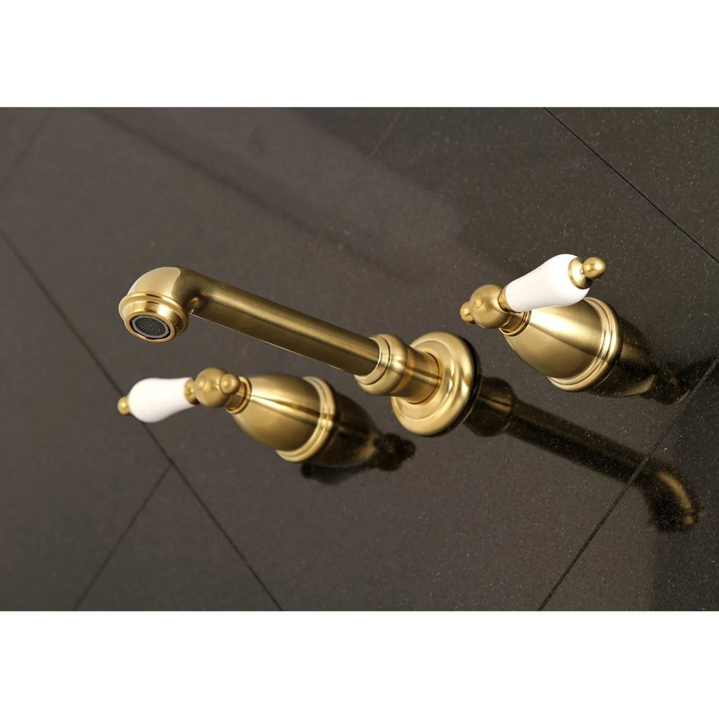 Kingston Brass English Vintage 2-Handle Wall Mount Roman Tub Faucet