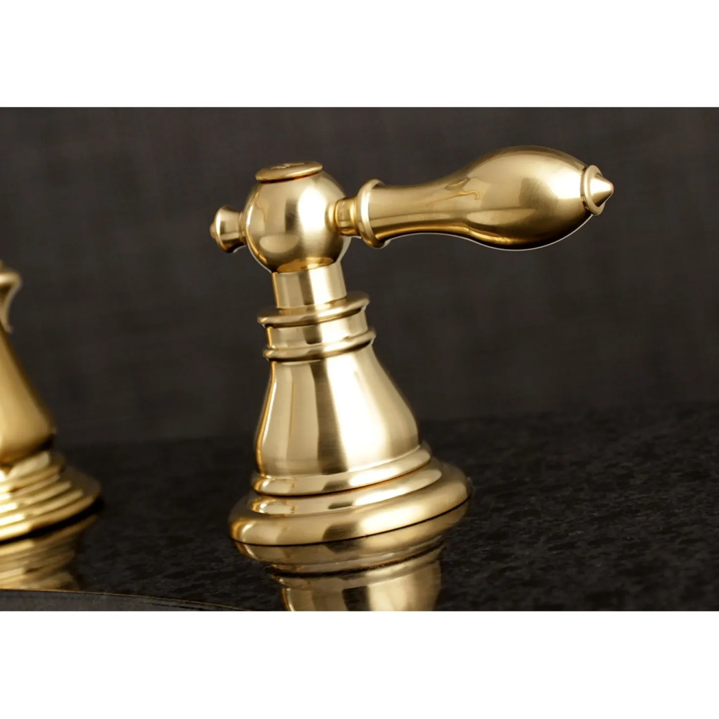 Kingston Brass Fauceture American Classic Widespread Bathroom Faucet