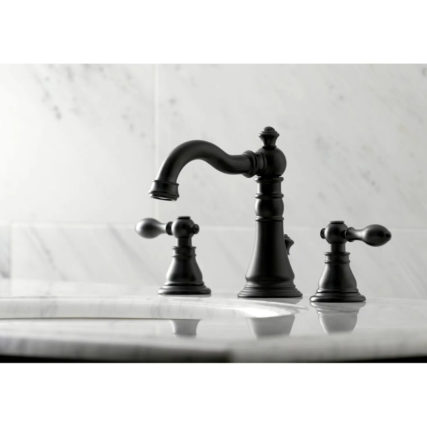Kingston Brass Fauceture American Classic Widespread Bathroom Faucet