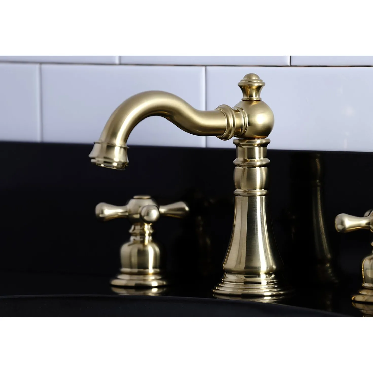 Kingston Brass Fauceture American Classic 8" Widespread Bathroom Faucet