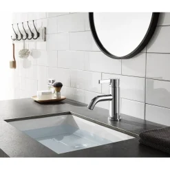 Kingston Brass Fauceture Continental Single-Handle Single Hole Bathroom Faucet