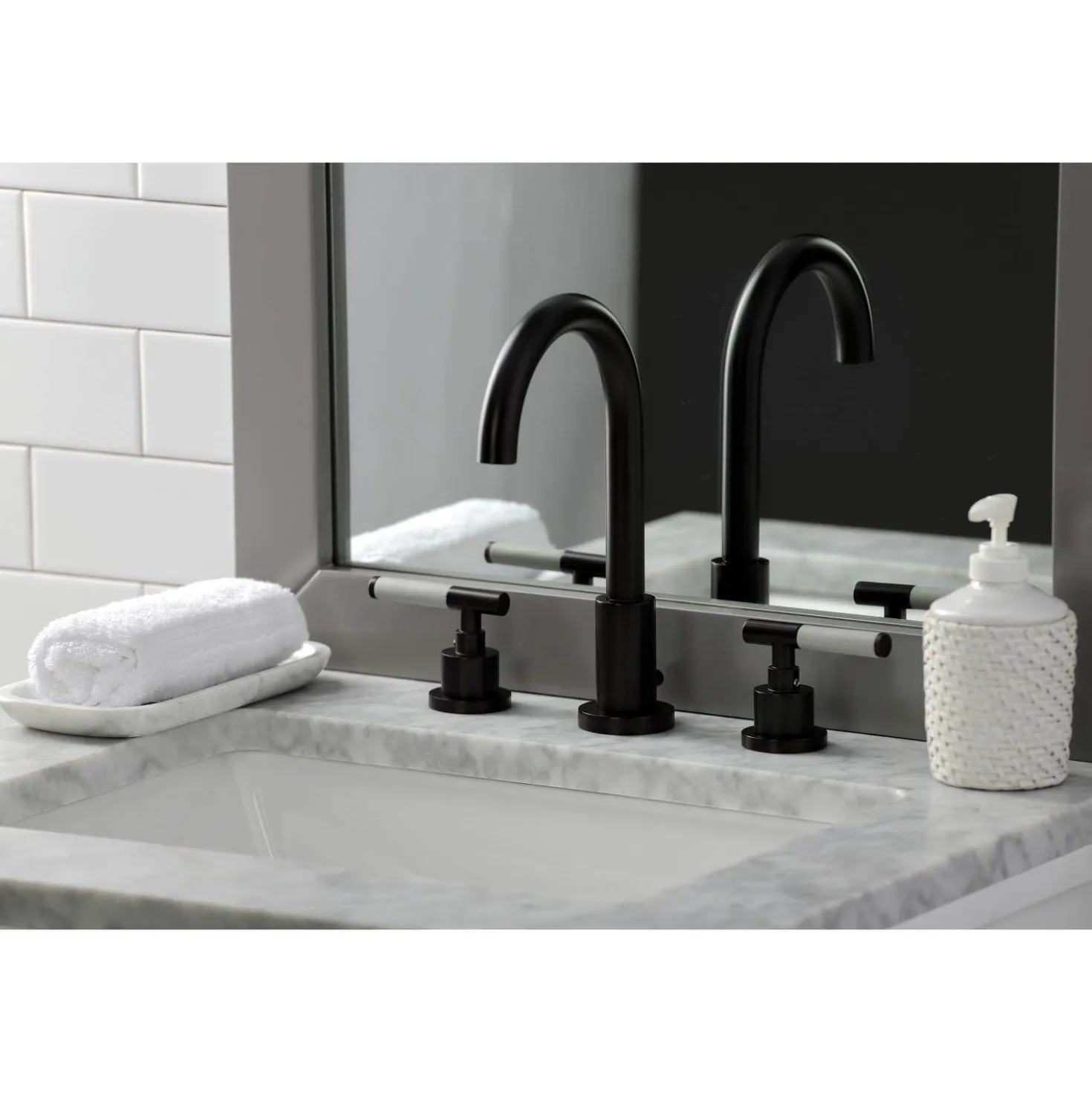 Kingston Brass Fauceture FSC892XCKL-P Kaiser Widespread Bathroom Faucet with Brass Pop-Up