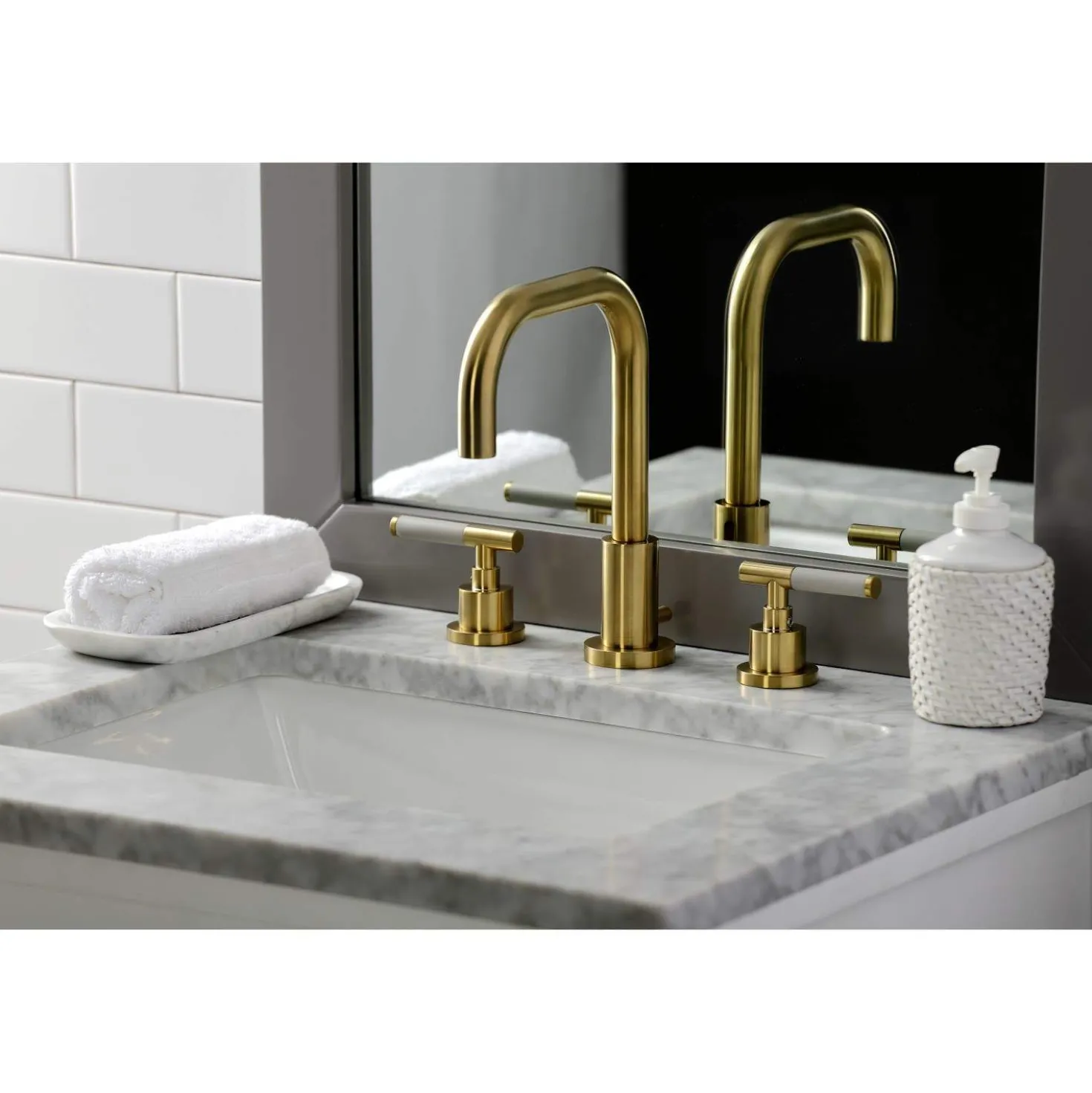 Kingston Brass Fauceture FSC893XCKL-P Kaiser Widespread Bathroom Faucet with Brass Pop-Up