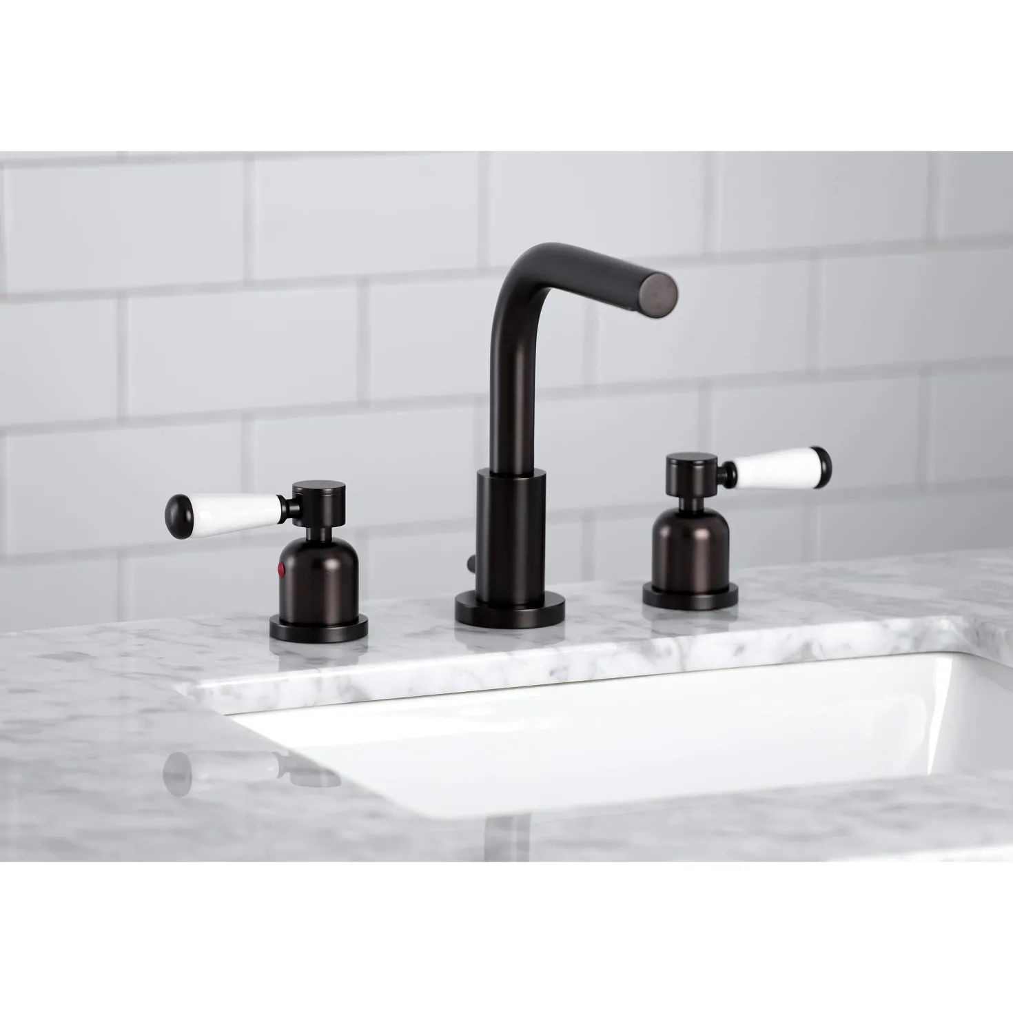 Kingston Brass Fauceture FSC895XDPL-P 8 in. Widespread Bathroom Faucet