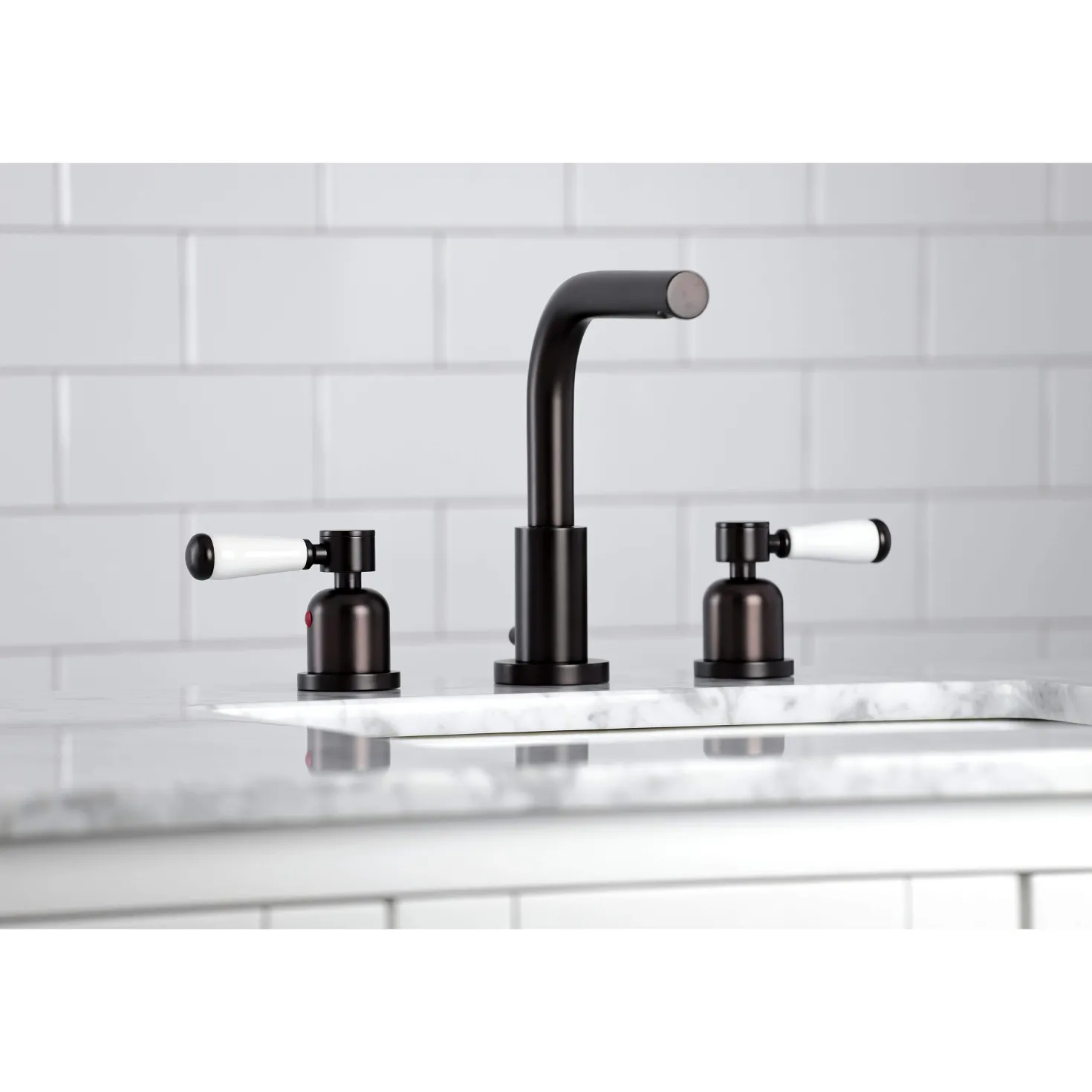 Kingston Brass Fauceture FSC895XDPL-P 8 in. Widespread Bathroom Faucet