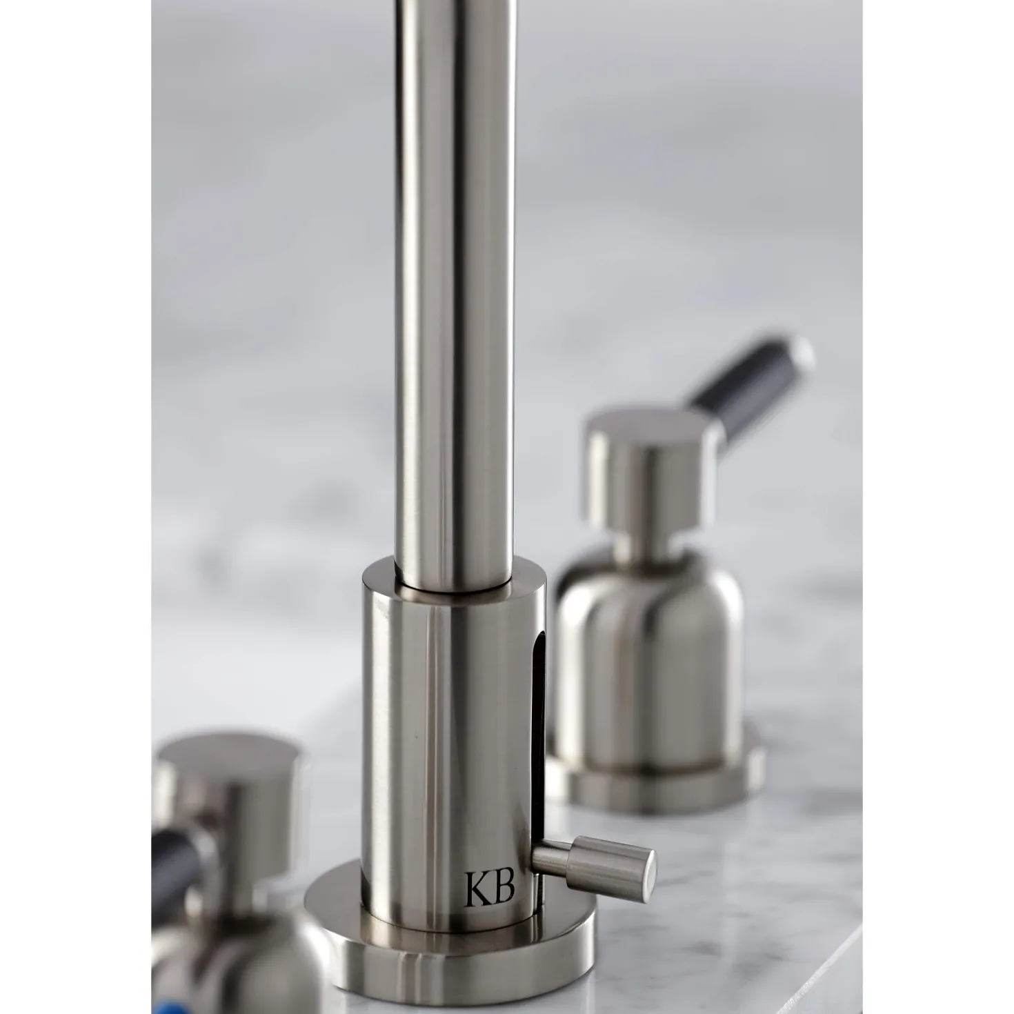 Kingston Brass Fauceture FSC895XDKL-P 8 in. Widespread Bathroom Faucet