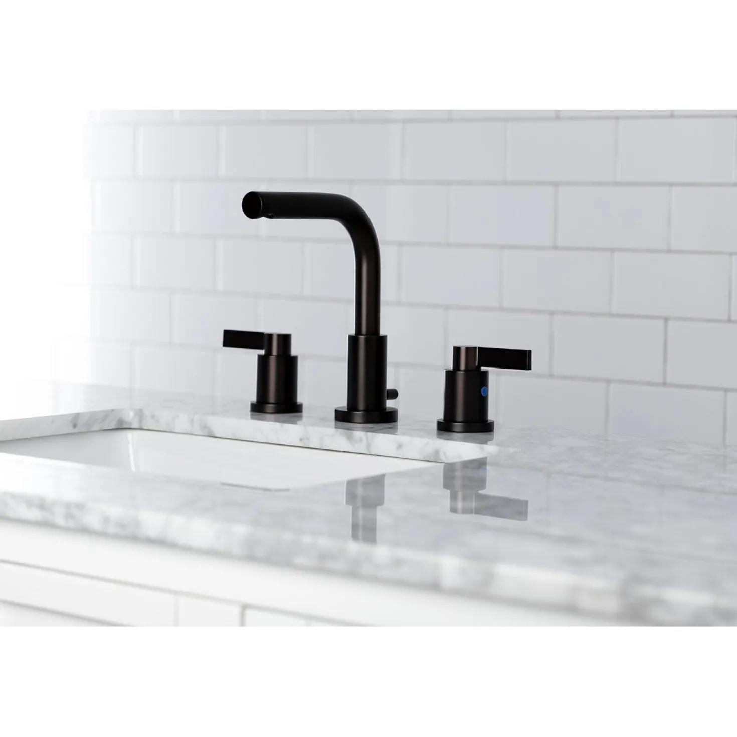 Kingston Brass Fauceture NuvoFusion 8-Inch Widespread Bathroom Faucet