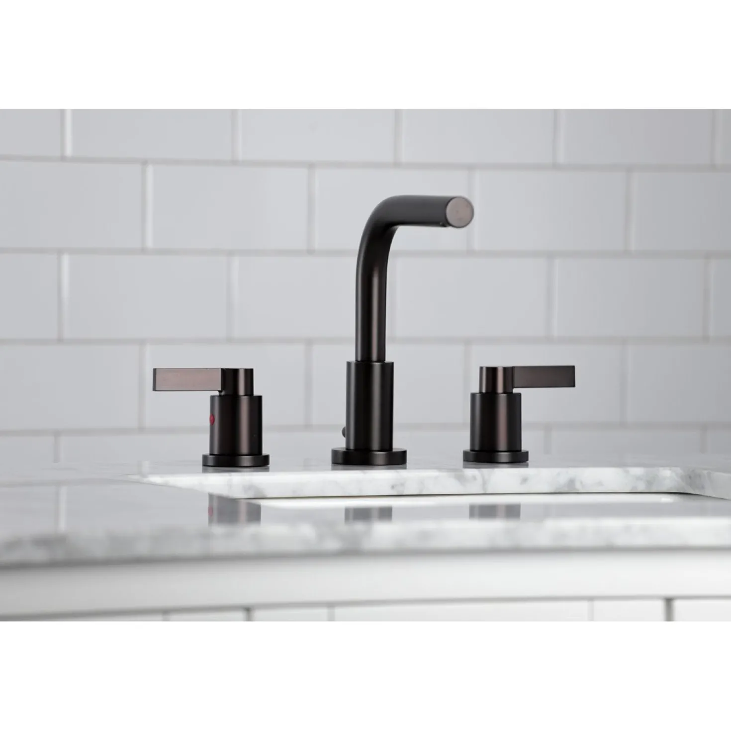 Kingston Brass Fauceture NuvoFusion 8-Inch Widespread Bathroom Faucet