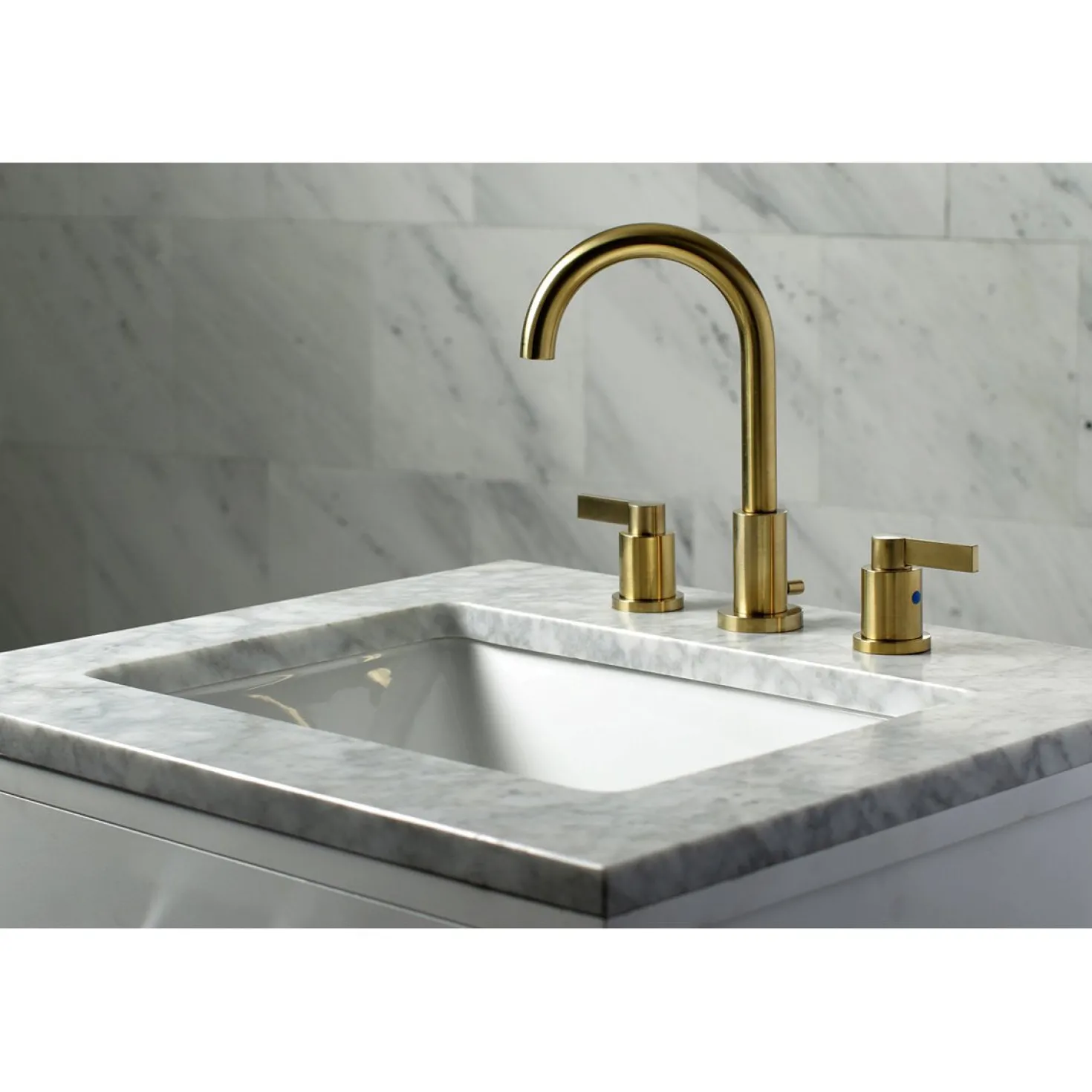 Kingston Brass Fauceture NuvoFusion Widespread Bathroom Faucet