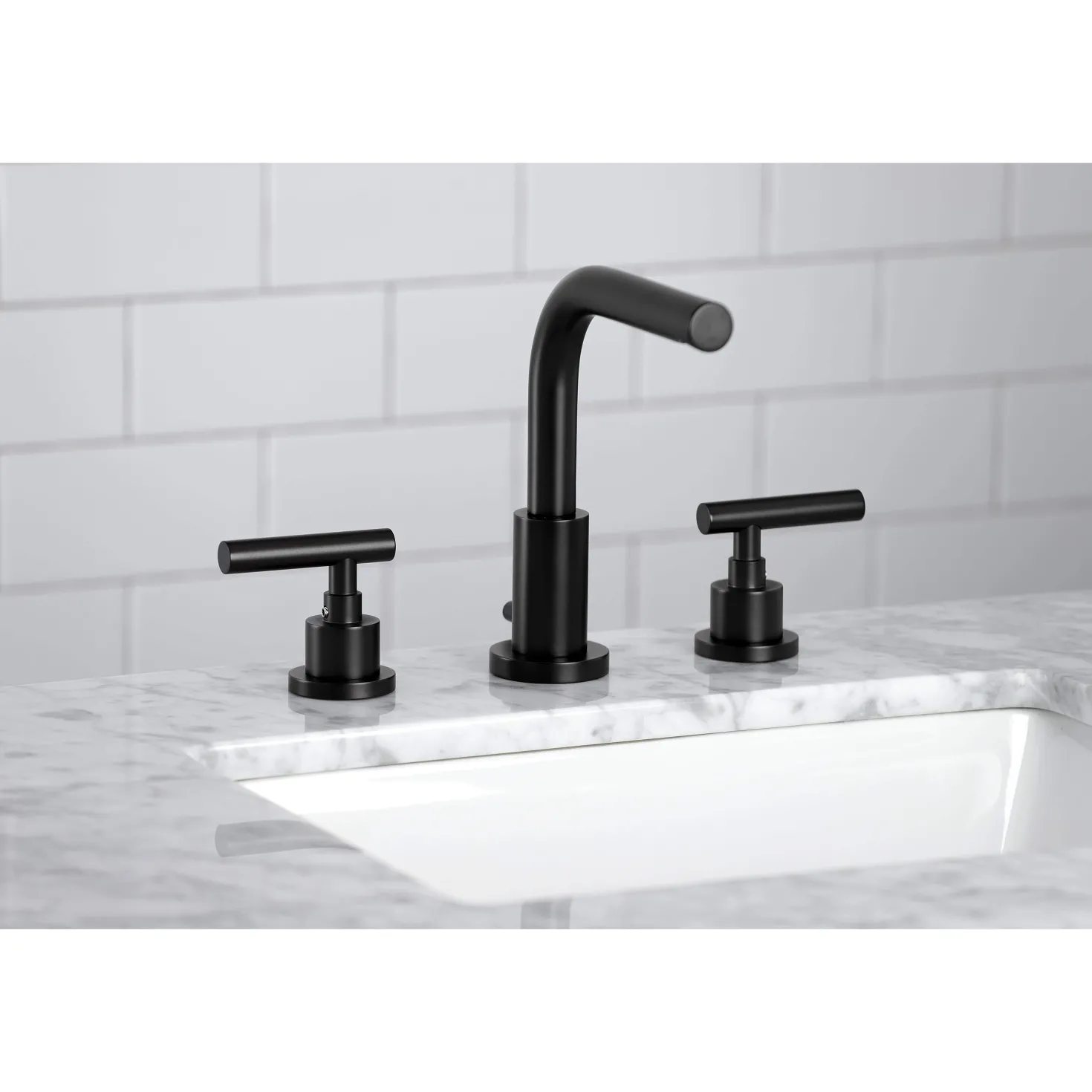 Kingston Brass FSC895XCML-P Manhattan Widespread Bathroom Faucet with Brass Pop-Up