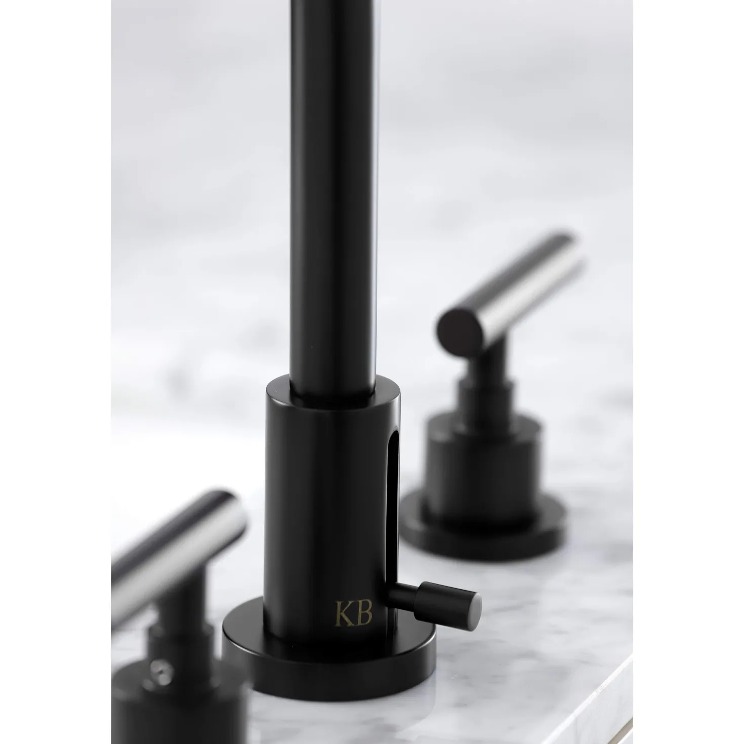 Kingston Brass FSC895XCML-P Manhattan Widespread Bathroom Faucet with Brass Pop-Up