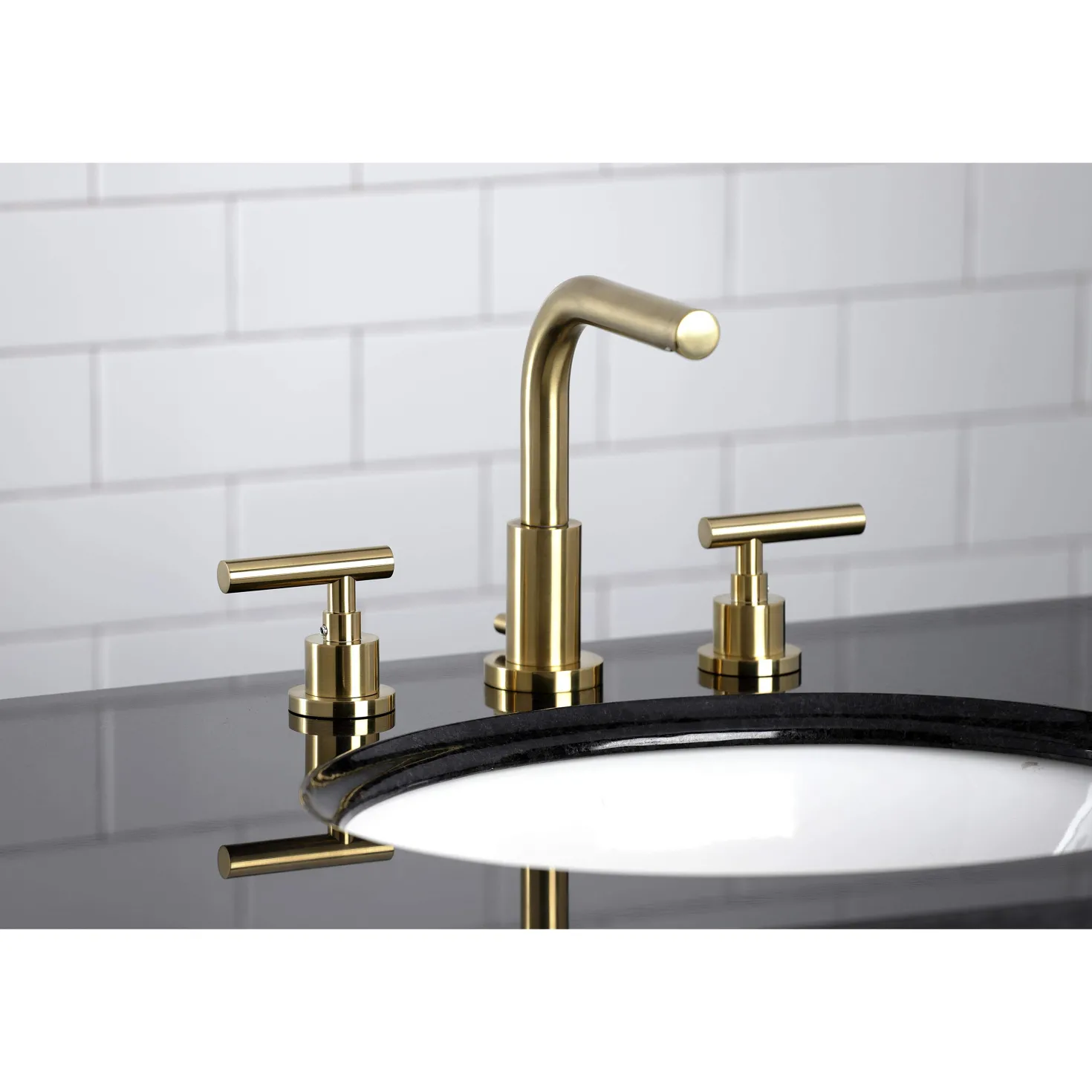 Kingston Brass FSC895XCML-P Manhattan Widespread Bathroom Faucet with Brass Pop-Up