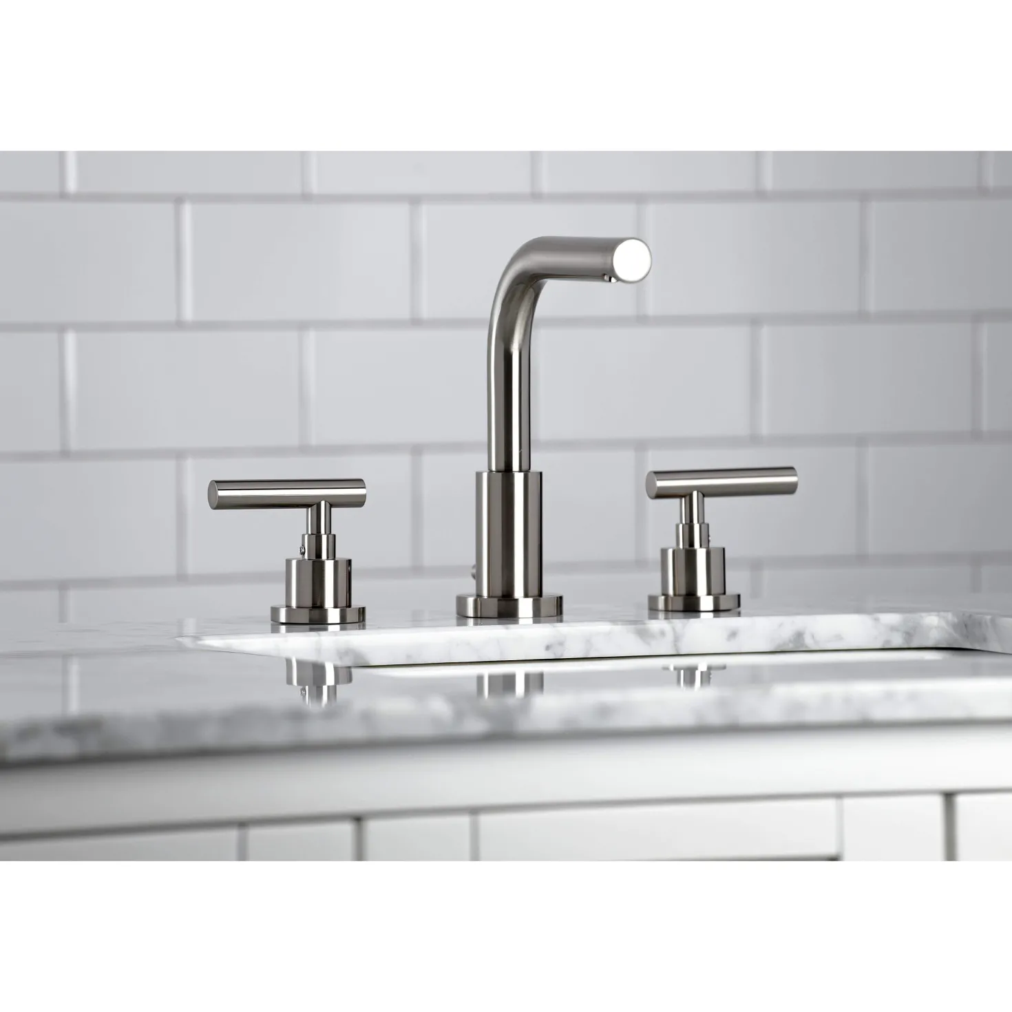 Kingston Brass FSC895XCML-P Manhattan Widespread Bathroom Faucet with Brass Pop-Up