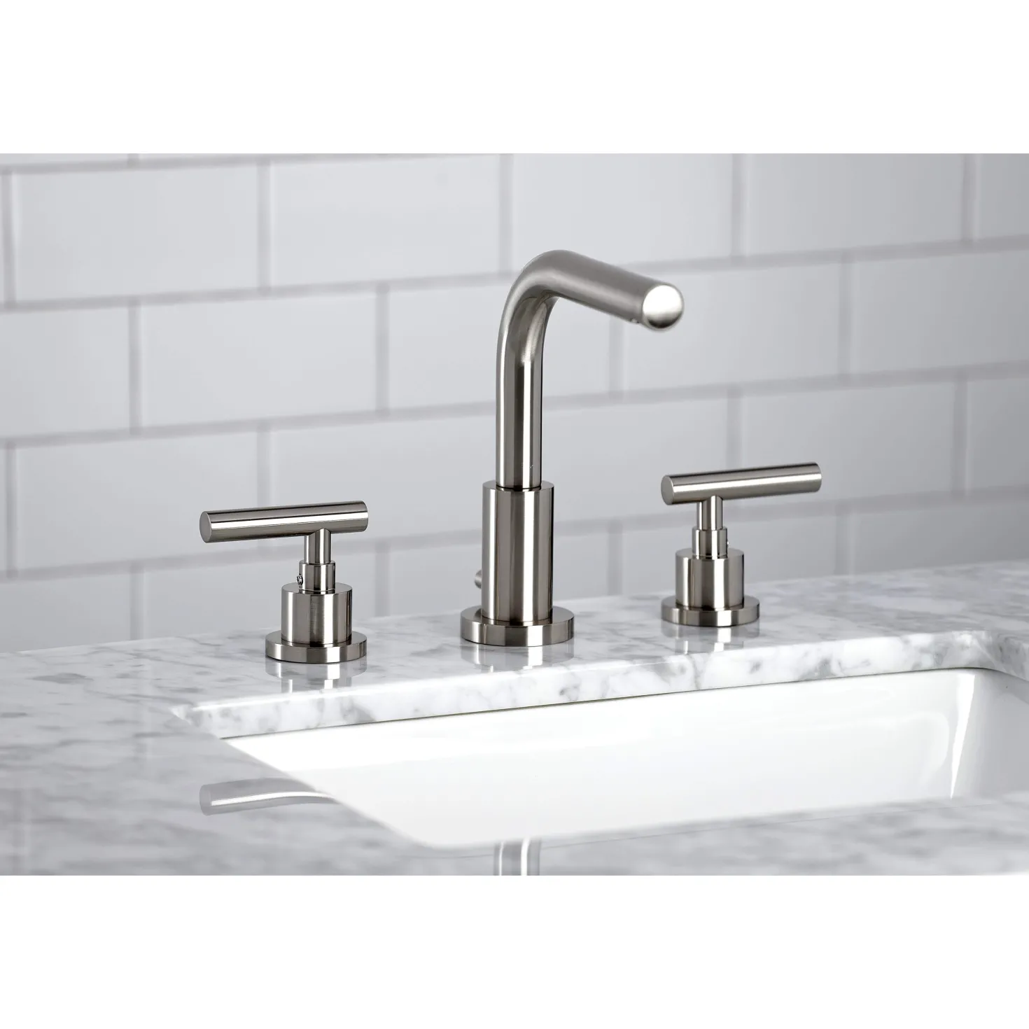 Kingston Brass FSC895XCML-P Manhattan Widespread Bathroom Faucet with Brass Pop-Up