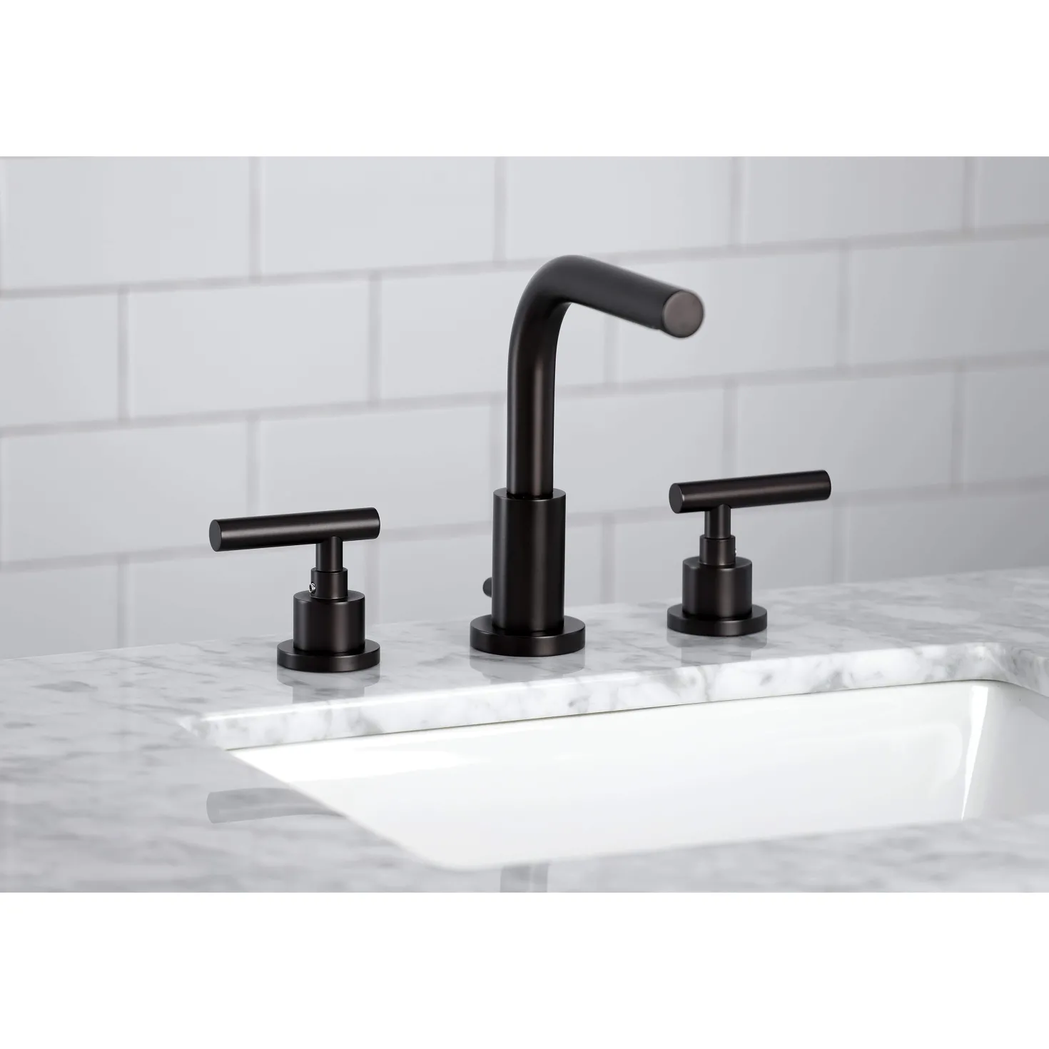 Kingston Brass FSC895XCML-P Manhattan Widespread Bathroom Faucet with Brass Pop-Up
