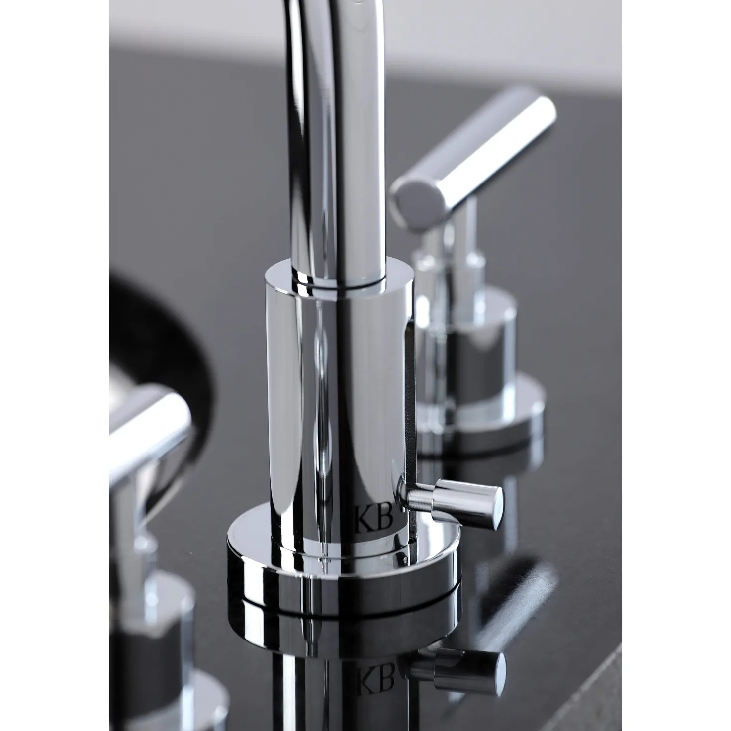 Kingston Brass FSC895XCML-P Manhattan Widespread Bathroom Faucet with Brass Pop-Up
