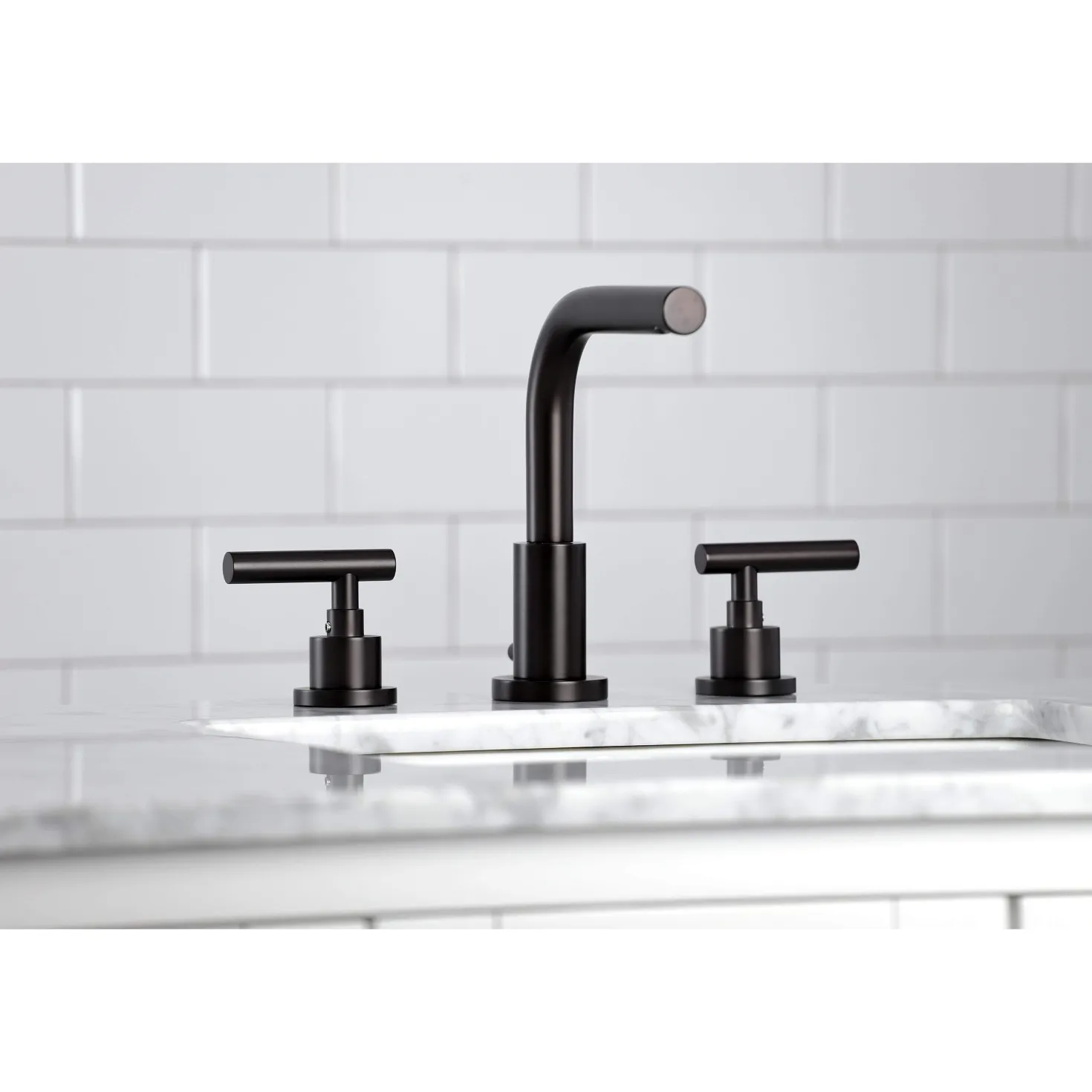 Kingston Brass FSC895XCML-P Manhattan Widespread Bathroom Faucet with Brass Pop-Up