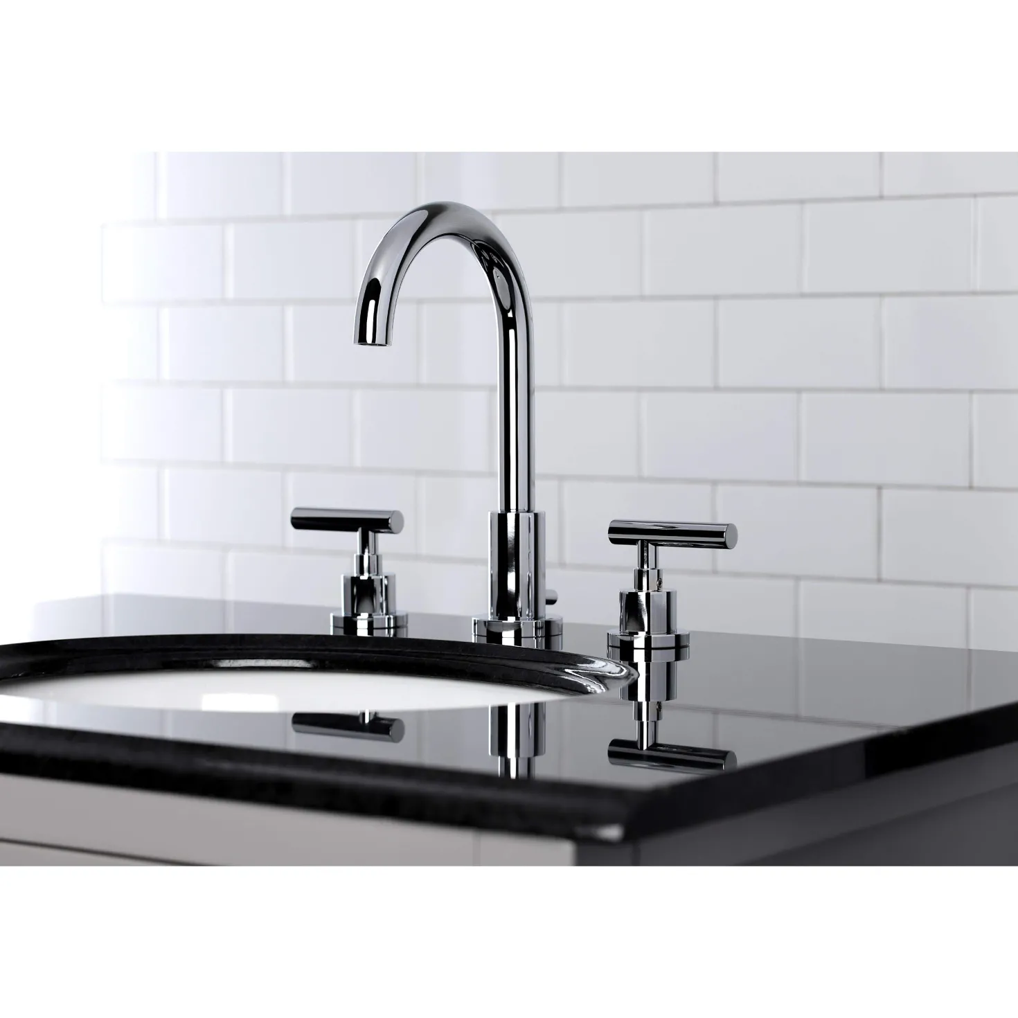 Kingston Brass FSC892XCML-P Manhattan Widespread Bathroom Faucet with Brass Pop-Up