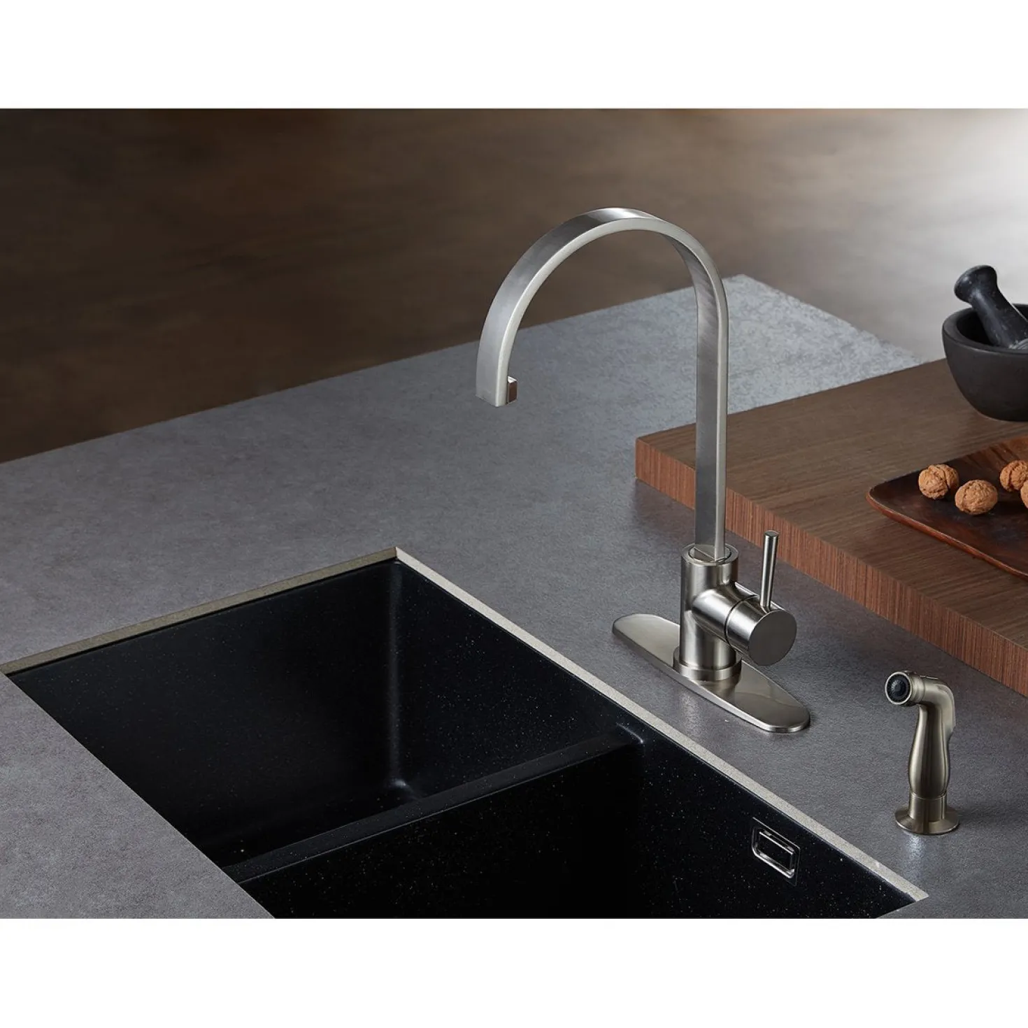 Kingston Brass Gourmetier Concord Single-Handle Kitchen Faucet with Side Sprayer