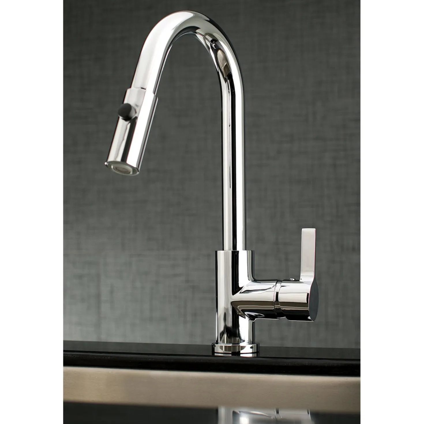 Kingston Brass Gourmetier Continental Single-Handle Single-Hole Pull-Down Kitchen Faucet