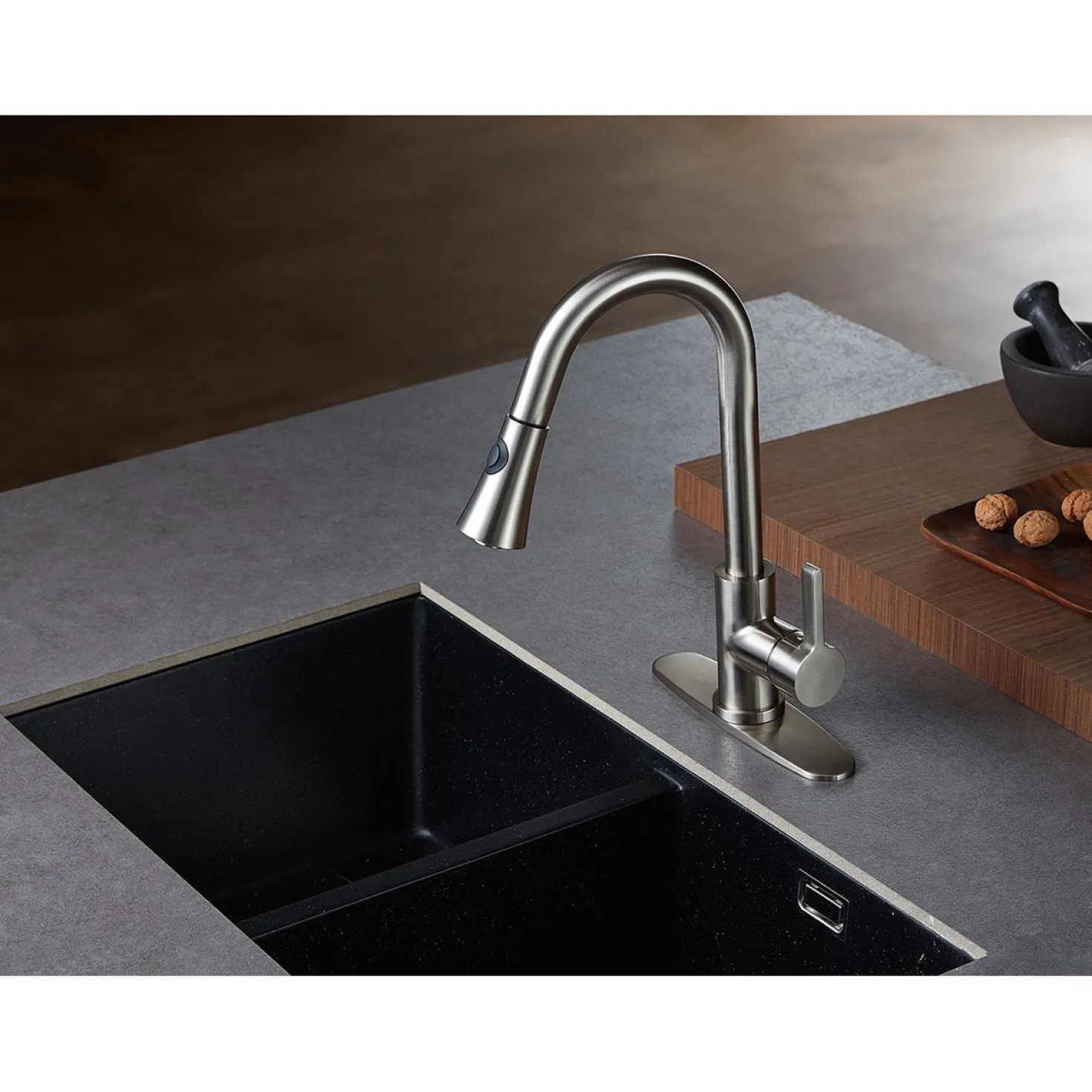 Kingston Brass Gourmetier Continental Deck Mount Single-Handle Pull-Down Kitchen Faucet