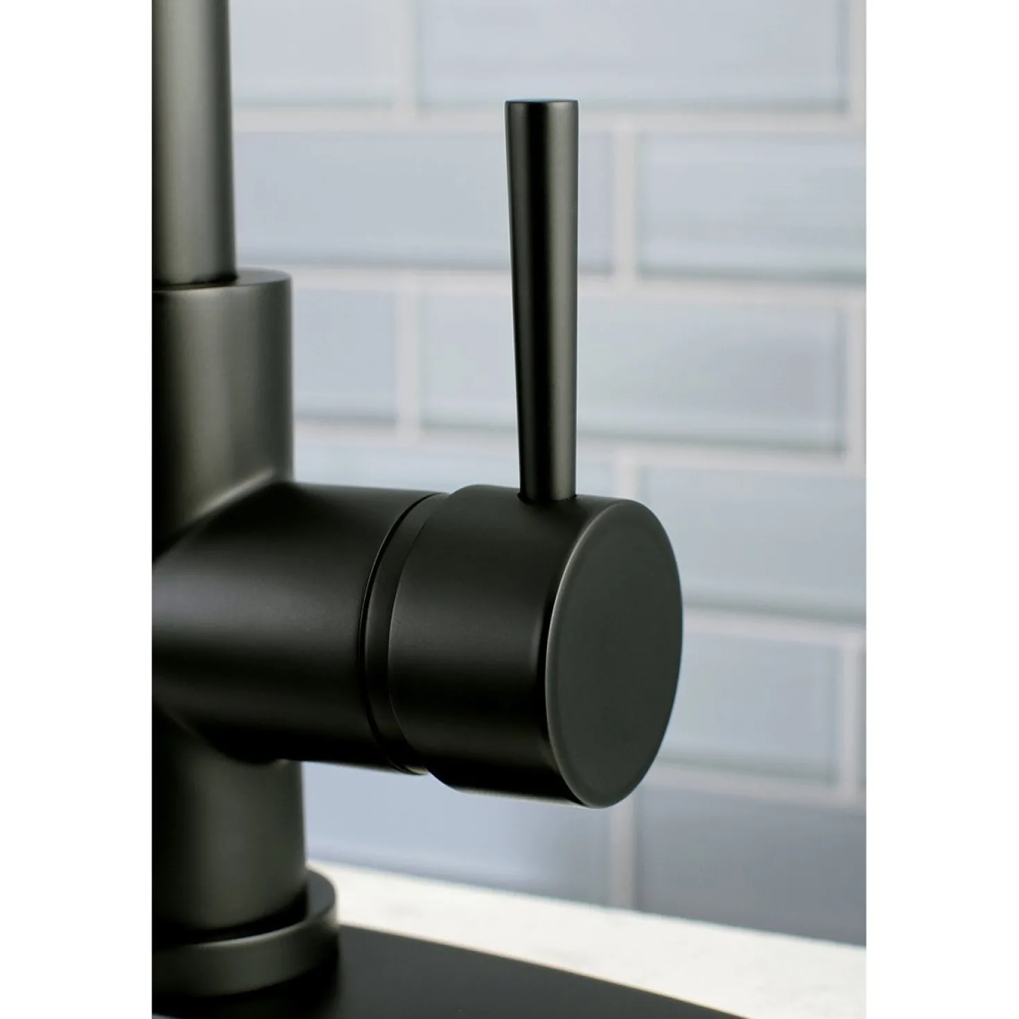 Kingston Brass Gourmetier Concord Deck Mount Single-Handle Pull-Down Kitchen Faucet