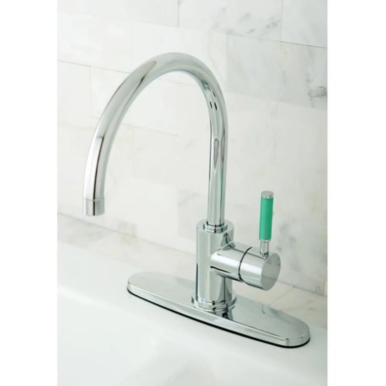Kingston Brass Gourmetier Green Eden Single Lever Handle Kitchen Faucet with 8" Deck Plate