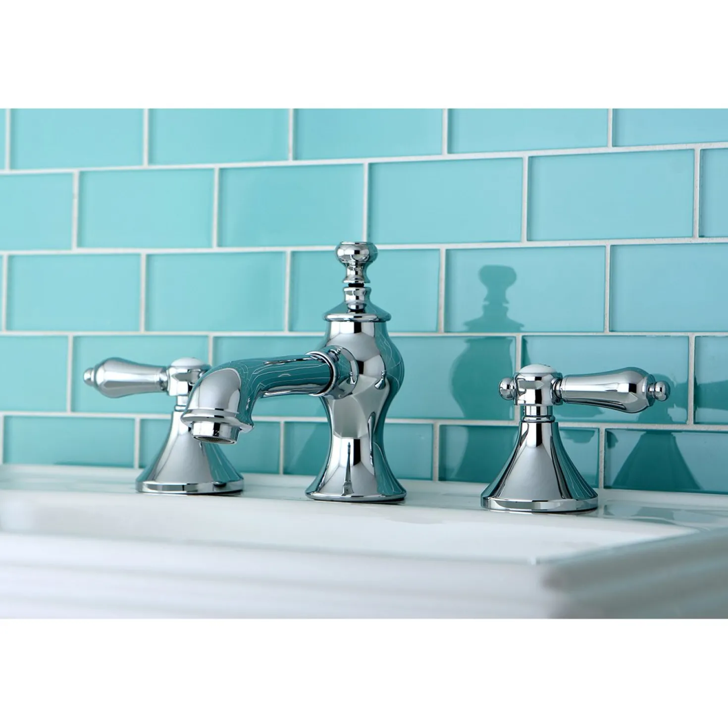 Kingston Brass Heirloom 8-Inch Widespread Bathroom Faucet