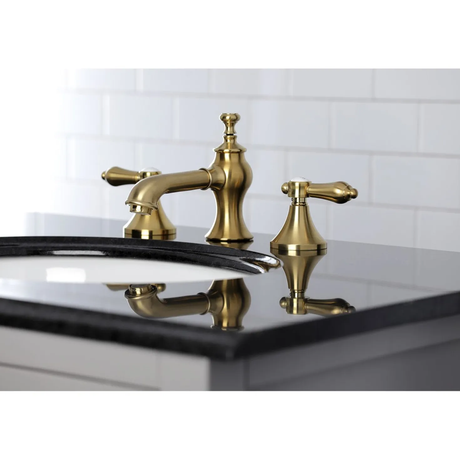 Kingston Brass Heirloom 8-Inch Widespread Bathroom Faucet