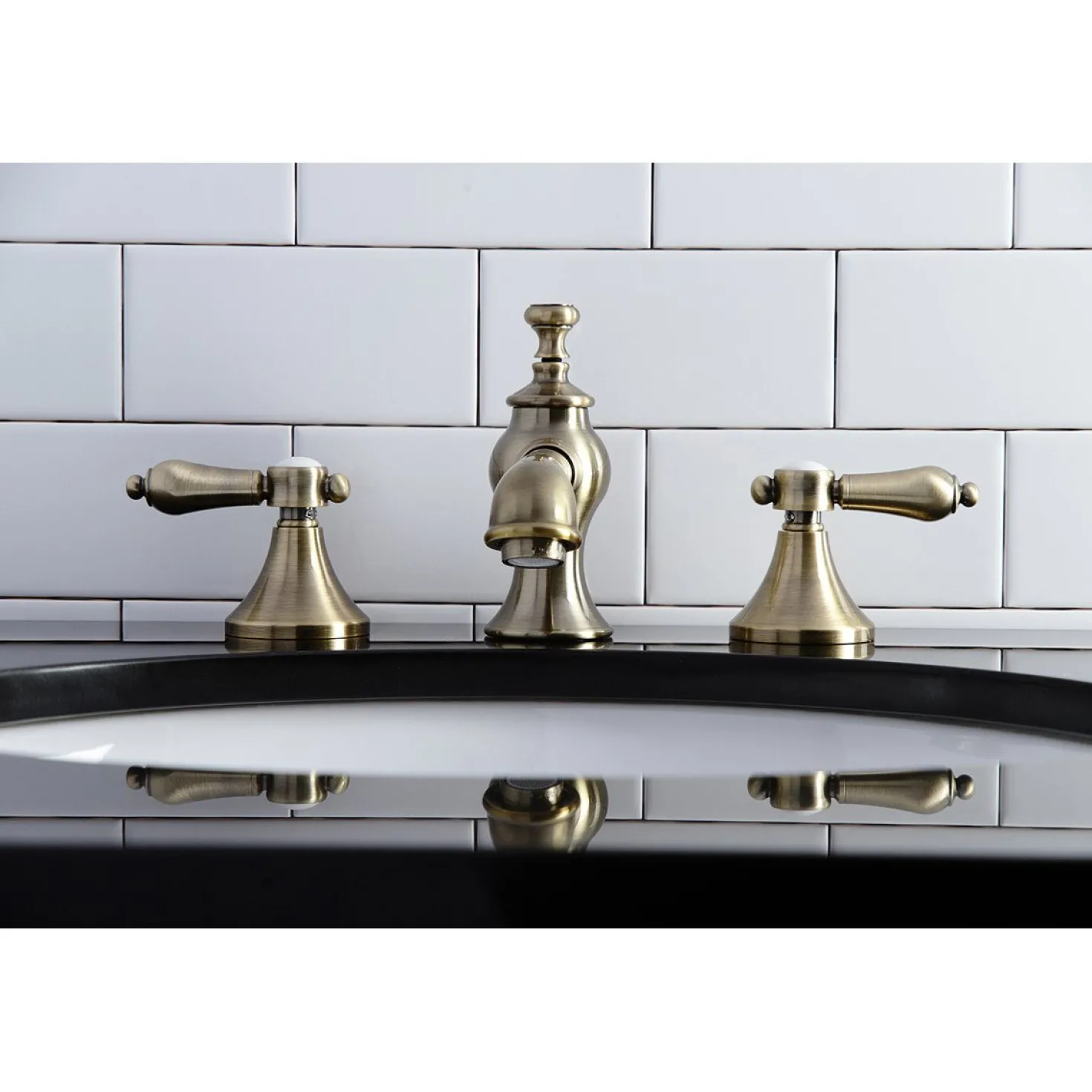 Kingston Brass Heirloom 8-Inch Widespread Bathroom Faucet