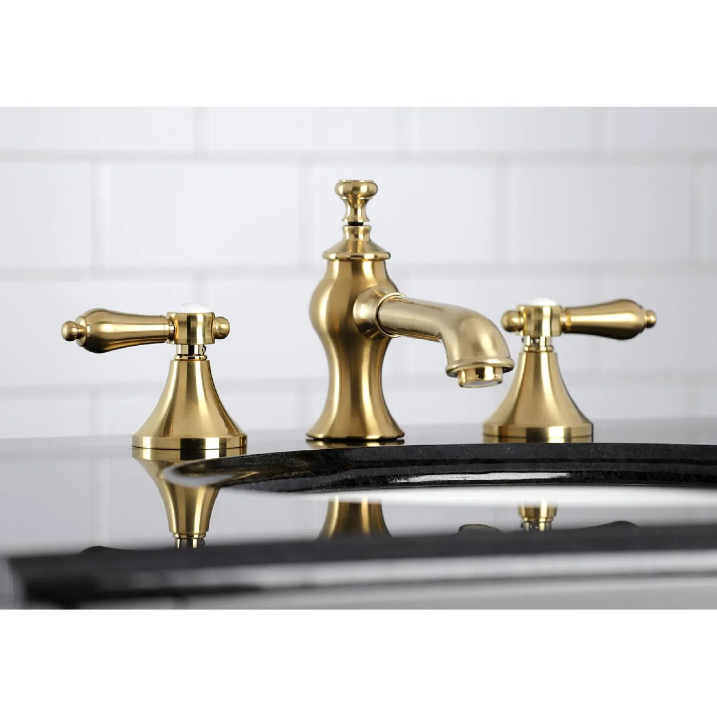 Kingston Brass Heirloom 8-Inch Widespread Bathroom Faucet