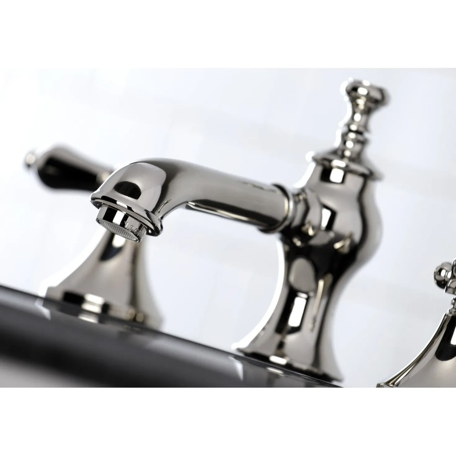 Kingston Brass Heirloom 8-Inch Widespread Bathroom Faucet