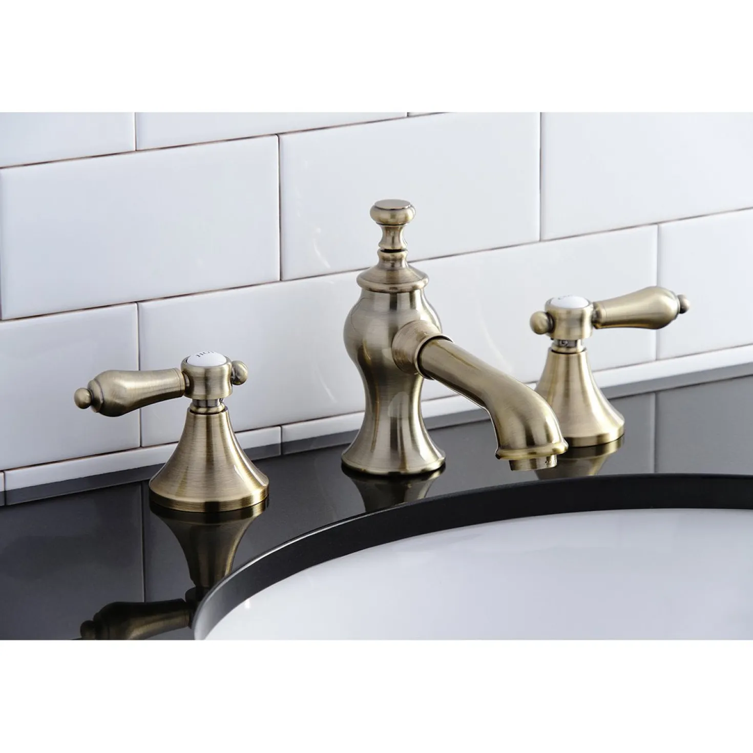 Kingston Brass Heirloom 8-Inch Widespread Bathroom Faucet