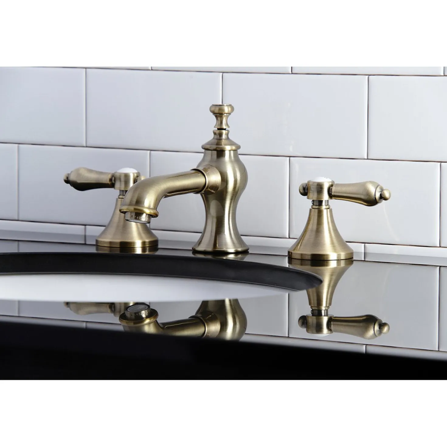 Kingston Brass Heirloom 8-Inch Widespread Bathroom Faucet