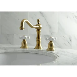 Kingston Brass Heritage Deck Mount 3-Hole 8-Inch Widespread Bathroom Faucet