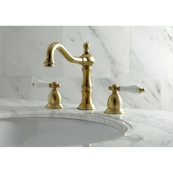 Kingston Brass Heritage 2-Handle 8-Inch Widespread Bathroom Faucet