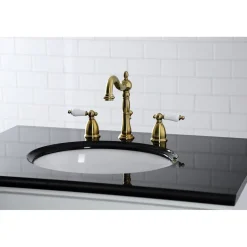 Kingston Brass Heritage 3-Hole 8-Inch Widespread Bathroom Faucet